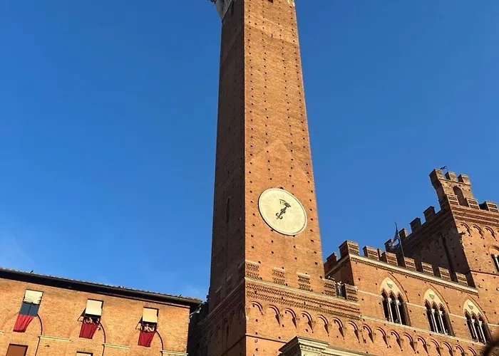 La Campanina-nel Cuore Di E Della Contrada Siena