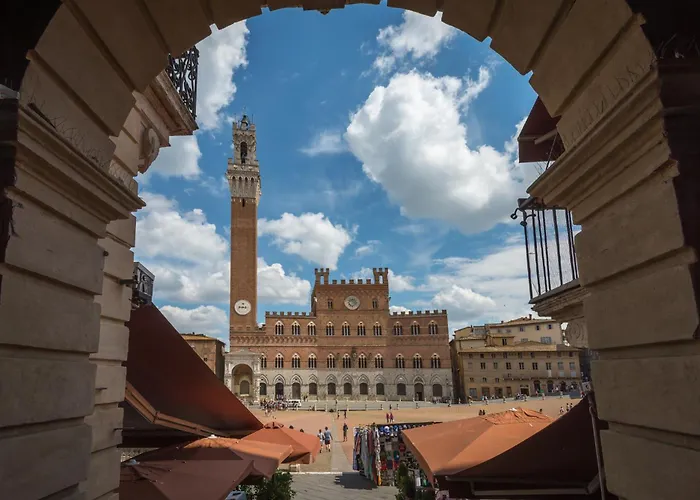 La Campanina-nel Cuore Di E Della Contrada